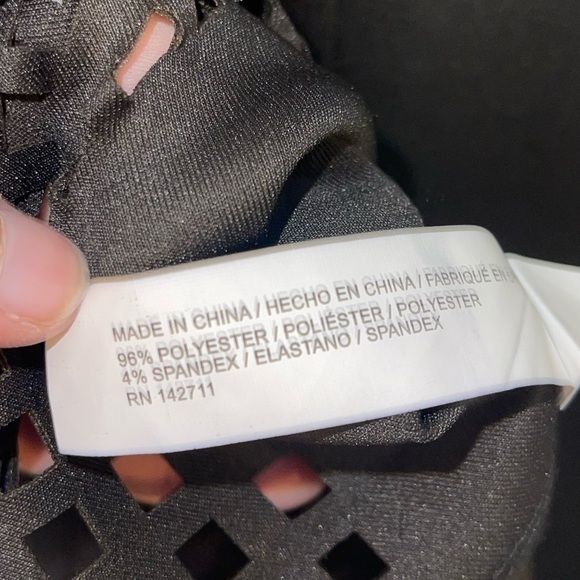 ELOQUII Black Scuba Laser Cut Fit and Flare Knee Length Dress Size 20 - Picture 6 of 6